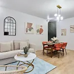 Centre De By Prestige Apartment *