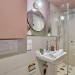 Centre De By Prestige *