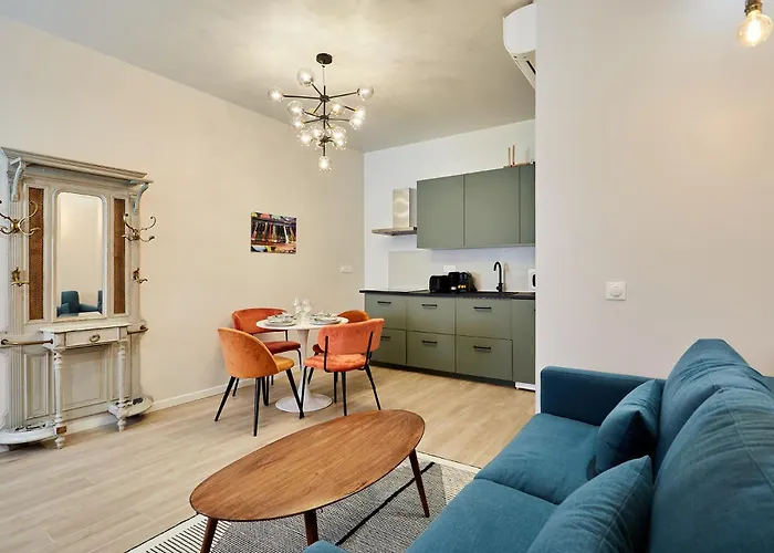 Centre De By Prestige Paris
