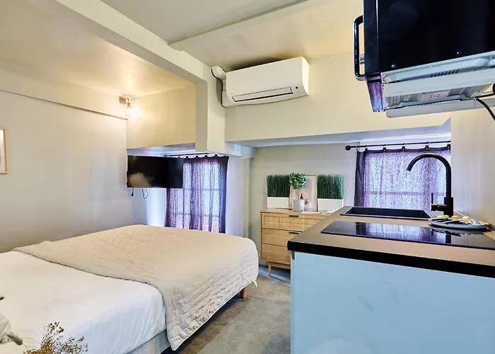 Centre De By Prestige * Paris